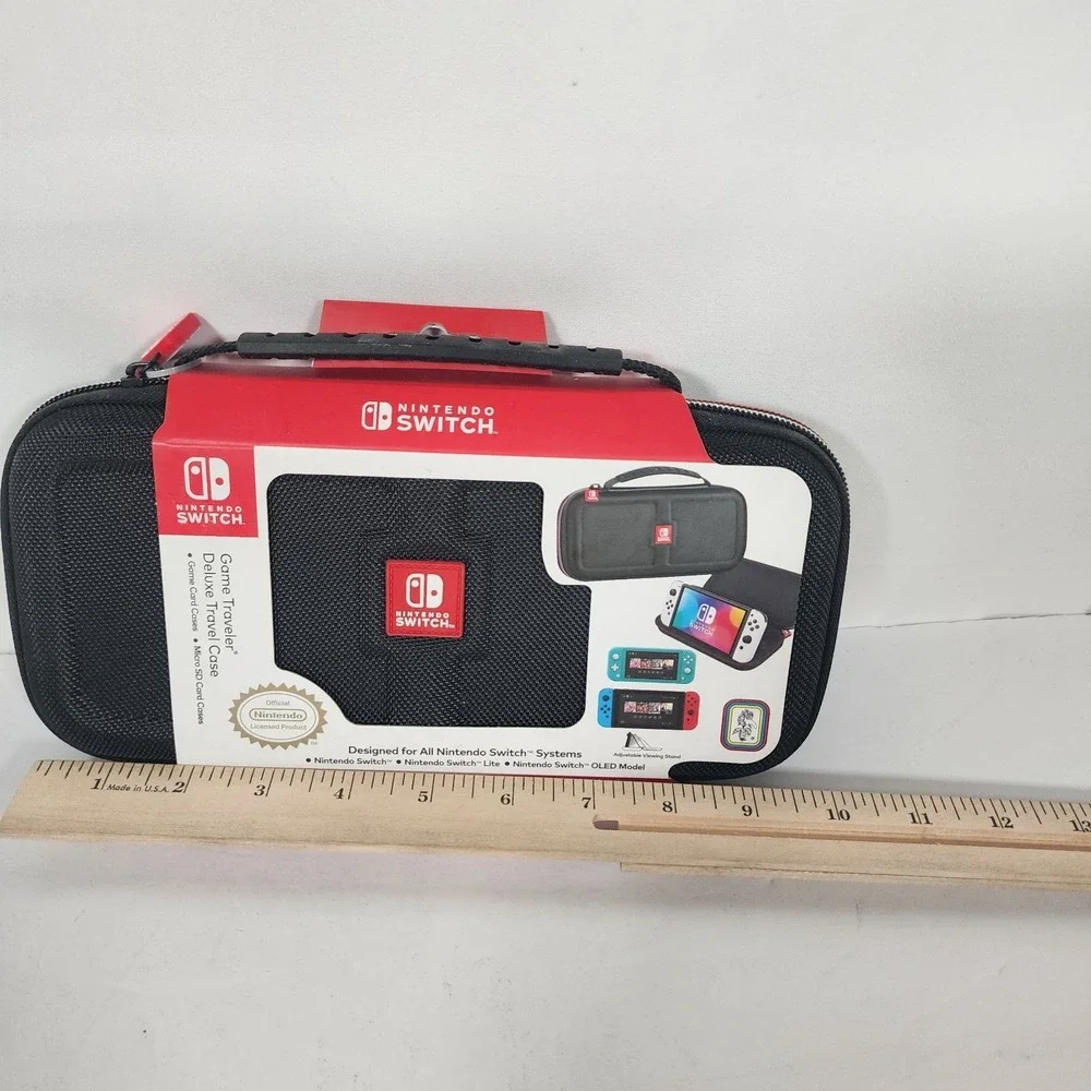 Nintendo Switch Game Traveler Deluxe Travel Case NNS40 New Licensed